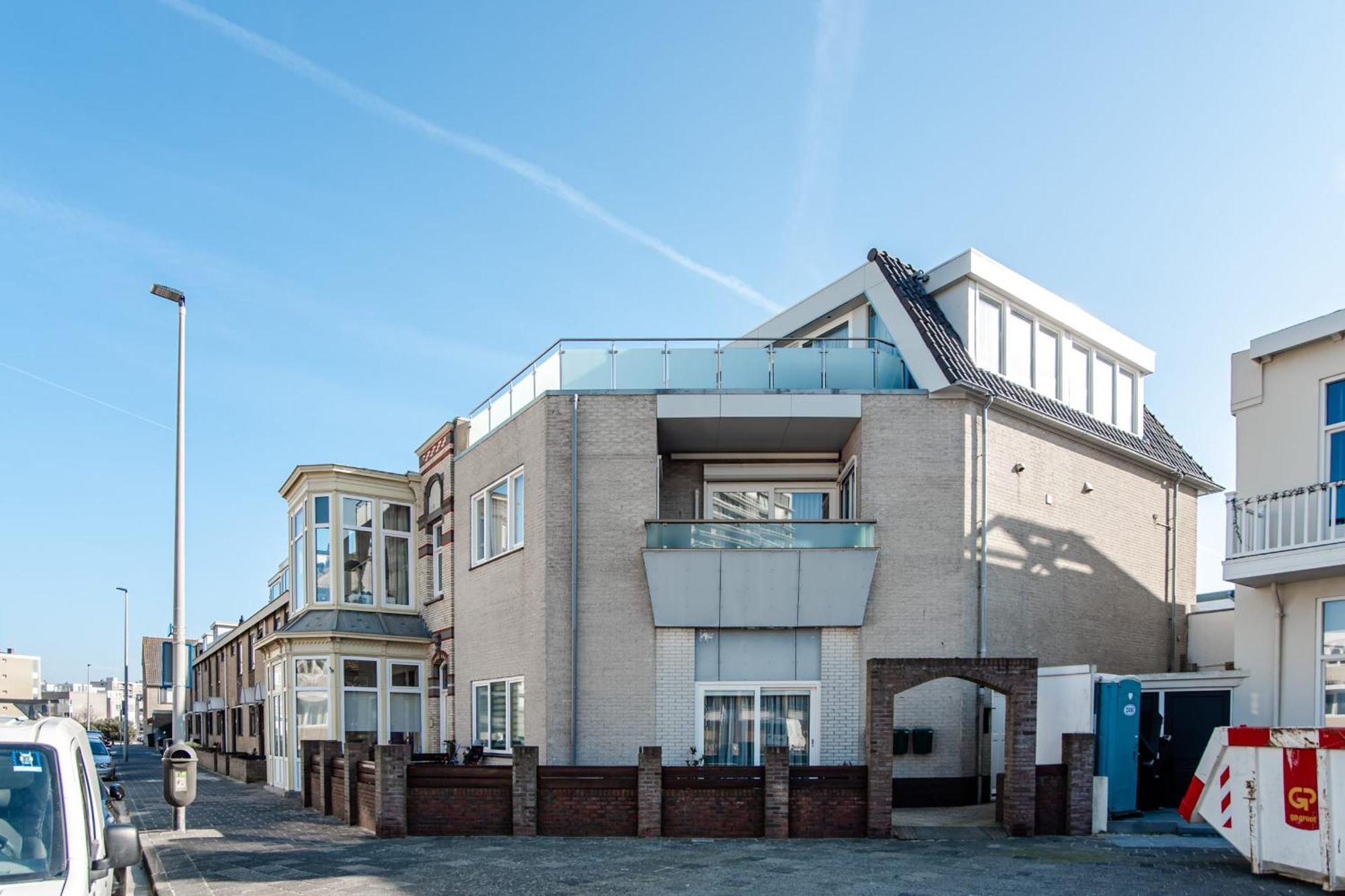 Studio Tara At The Beach With Private Parking Zandvoort Exteriér fotografie